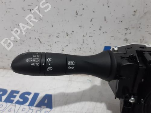 Switch RENAULT MEGANE IV Hatchback (B9A/M/N_) 1.2 TCe 130 (B9MR) | BP31396861I30