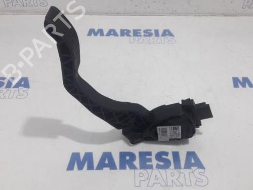 electronic-module-peugeot-2008-i-cu_-2013-31512383 main image