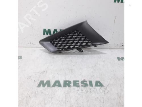 Grill RENAULT KOLEOS I (HY_) 2.0 dCi (HY0K) (150 hp) 31528520