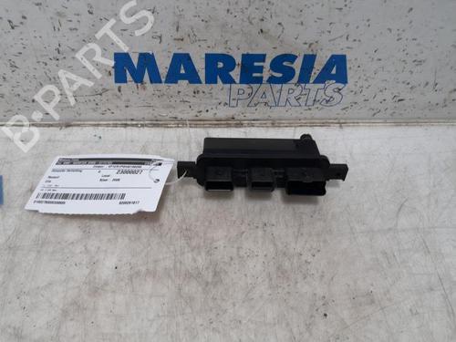 Used Lights ECU RENAULT CLIO III (BR0/1, CR0/1) 1.2 16V (BR0P, CR0P) (101 hp) 31509372