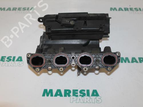 Used Injection rail CITROËN C3 I (FC_, FN_) 1.6 16V (109 hp) 31501408