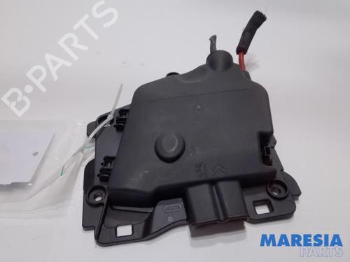 Used Fuse box PEUGEOT 207 SW (WK_) 1.4 16V (95 hp) 31399988