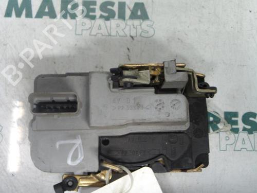 Used Electronic module PEUGEOT 206 Hatchback (2A/C) 1.4 i (75 hp) 31488557