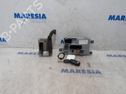 Used Engine control unit (ECU) FIAT 500 (312_) 1.2 (312AXA1A) (69 hp) 31469198