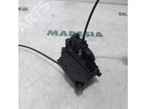 Used Electronic module RENAULT MEGANE III Hatchback (BZ0/1_, B3_) 2.0 TCe (BZ0K) (180 hp) 31424268