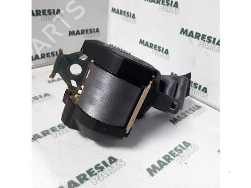 Used Rear left seatbelt RENAULT CLIO II (BB_, CB_) 1.4 (B/CB0C, B/CB0S) (75 hp) 31437439
