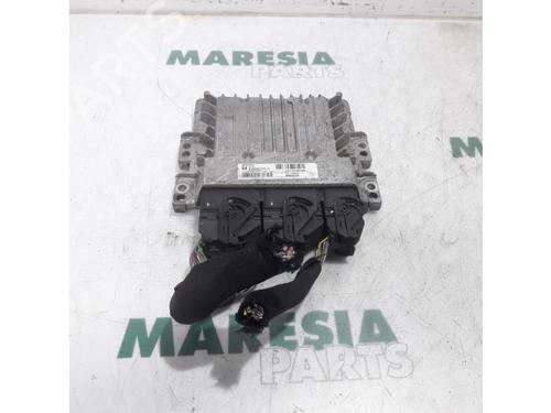 Used Engine control unit (ECU) RENAULT MEGANE III Grandtour (KZ0/1) 1.5 dCi (KZ09, KZ0D, KZ1G, KZ29, KZ14, KZ1W, KZ10, KZ1F,... (110 hp) 31455066