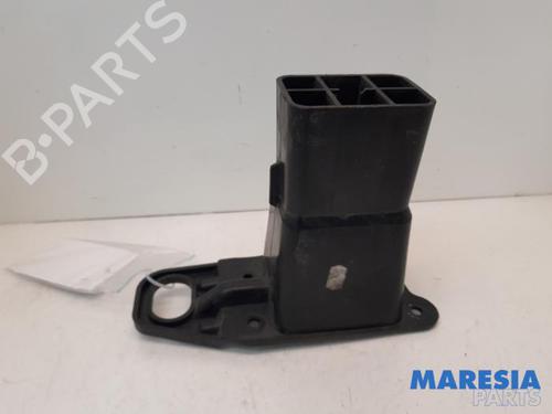 Used Front bumper reinforcement Front bumper reinforcement PEUGEOT 3008 I MPV (0U_) 1.6 THP (156 hp) 31437209 31437209