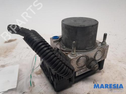 Used ABS pump CITROËN C1 (PM_, PN_) 1.0 (68 hp) 31484263