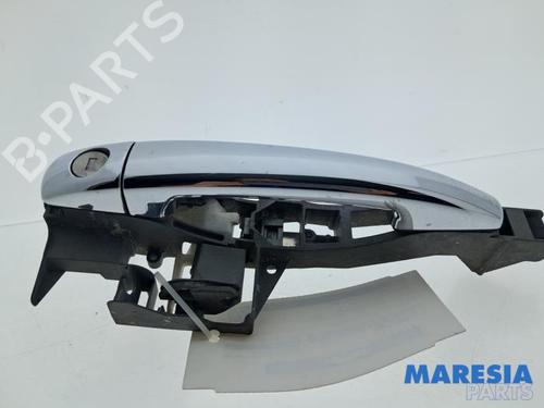 Used Front left exterior door handle Front left exterior door handle 38439093 38439093