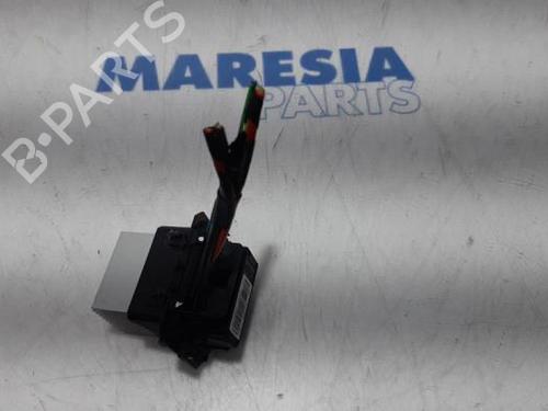 Used Electronic sensor PEUGEOT 208 I (CA_, CC_) 1.2 THP 110 (110 hp) 31470463