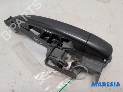 Used Front right exterior door handle PEUGEOT 3008 I MPV (0U_) 1.6 VTi (120 hp) 31459683