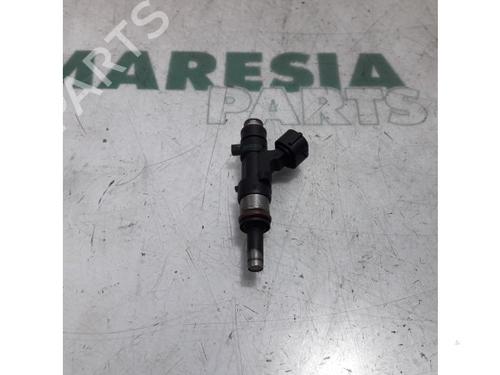injector-renault-clio-iv-bh_-2012-2013-2014-2015-2016-2017-2018-2019-2020-2021-31530584 main image