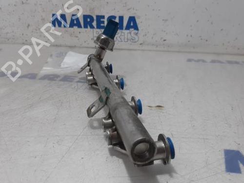 Injection rail RENAULT MEGANE IV Hatchback (B9A/M/N_) 1.2 TCe 100 (B9MS) | BP31458972M98