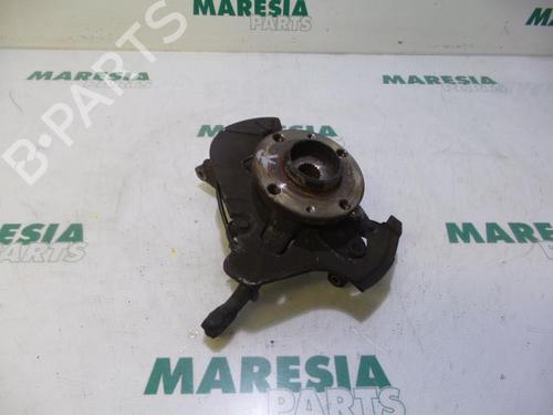 Used Right front steering knuckle FIAT PANDA (169_) 1.2 (169.AXB11, 169.AXB1A) (60 hp) 31450682