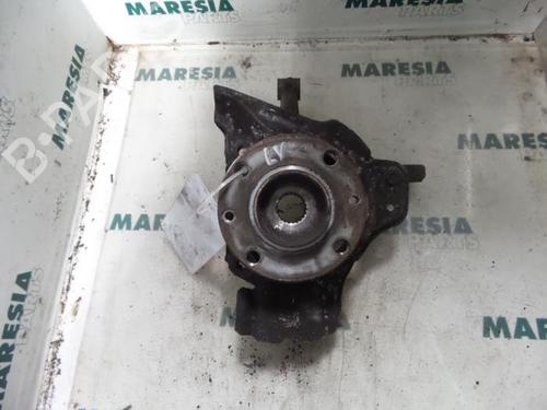 Used Left front steering knuckle FIAT PUNTO (188_) 1.2 60 (188.030, .050, .130, .150, .230, .250) (60 hp) 31424710
