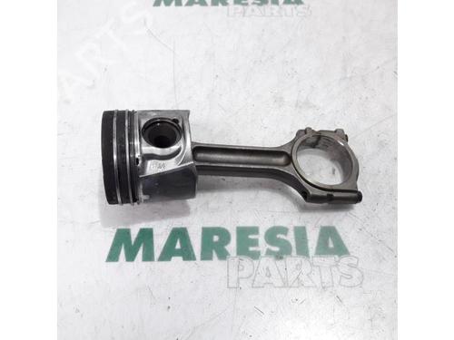 andre-renault-master-iii-van-fv-2010-31424630 main image