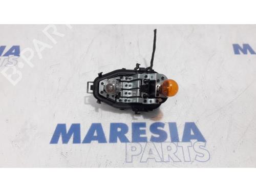 Used Right taillight RENAULT CLIO IV (BH_) 0.9 TCe 90 (BHNF, BHMA, BHMH, BHJK, BHJR) (90 hp) 31496787