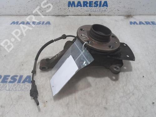 Used Left front steering knuckle OPEL VIVARO B Van (X82) 1.6 CDTI (05) (90 hp) 31511018