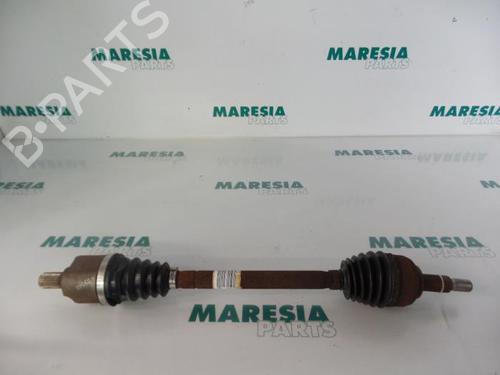 Used Left front driveshaft RENAULT SCÉNIC II (JM0/1_) 2.0 (JM05, JM0U, JM1N, JM1U, JM2V) (135 hp) 31390002