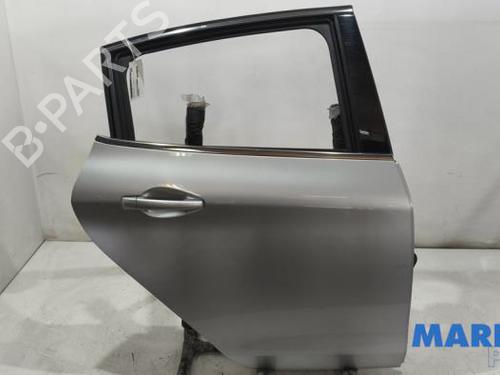 Dør højre bagtil Dør højre bagtil PEUGEOT 208 I (CA_, CC_) 1.2 VTI 82 (82 hp) 39690116 39690116