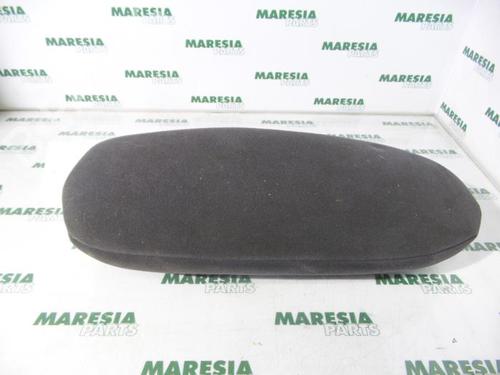 Used Armrest / Center console CITROËN C5 I Break (DE_) 2.0 HDi (DERHZB, DERHZE) (109 hp) 31537404