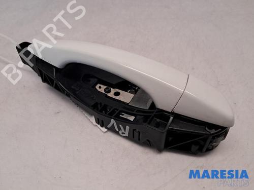 front-right-exterior-door-handle-opel-crossland-x-crossland-p17-p2qo-2017-31391648 main image