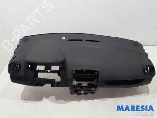 Used Dashboard RENAULT CLIO IV Grandtour (KH_) 1.5 dCi 90 (KHN3, KHN4) (90 hp) 31386098