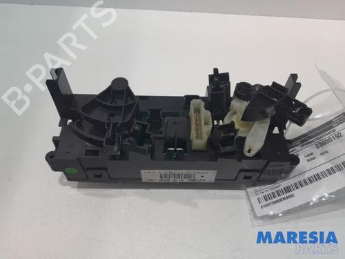 Climate control PEUGEOT 207 CC (WD_) 1.6 16V | BP31471175I5
