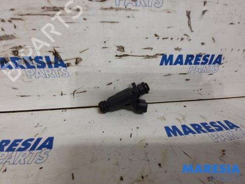 Used Injector PEUGEOT 208 I (CA_, CC_) 1.2 VTI 82 (82 hp) 31430944