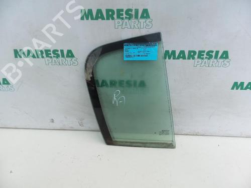 front-right-quarter-glass-renault-megane-ii-bm01_-cm01_-2001-2002-2003-2004-2005-2006-2007-2008-2009-2010-2011-2012-31434197 main image