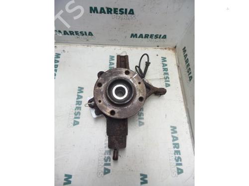 Used Left front steering knuckle CITROËN C4 Coupe (LA_) 2.0 16V (136 hp) 31442699