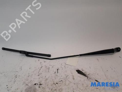 front-windshield-wiper-arm-peugeot-208-i-ca_-cc_-2012-2013-2014-2015-2016-2017-2018-2019-2020-2021-31449382 main image