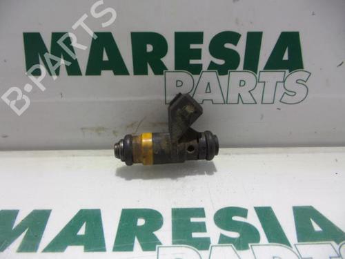 Used Injector RENAULT SCÉNIC I MPV (JA0/1_, FA0_) 1.6 BiFuel (JA04) (107 hp) 31523235
