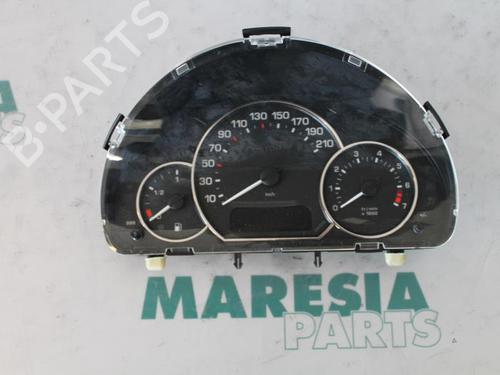 Used Instrument cluster PEUGEOT 1007 (KM_) 1.6 16V (109 hp) 31408999