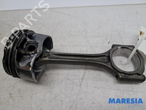 Used Other Other PEUGEOT 3008 II SUV (MC_, MR_, MJ_, M4_) 1.2 THP/ PureTech 130 (MRHNSM, MRHNSU, MRHNSJ, MRHNYW,... (131 hp) 39961180 39961180