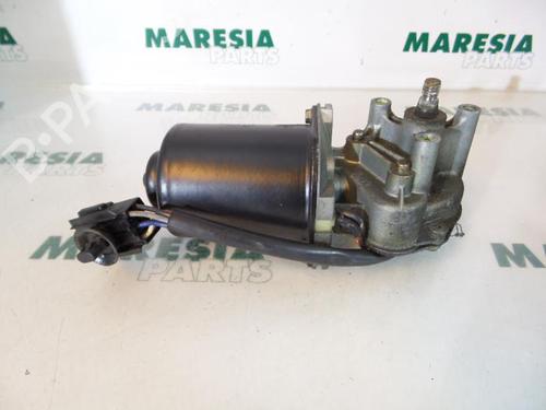 Used Front wiper motor RENAULT TWINGO I (C06_) 1.2 (C063, C064) (55 hp) 31415780
