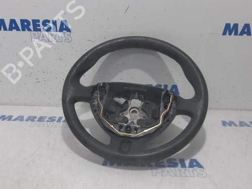 Used Steering wheel RENAULT CLIO III Hatchback Van (SB_, SR_) 1.5 dCi (68 hp) 31485369