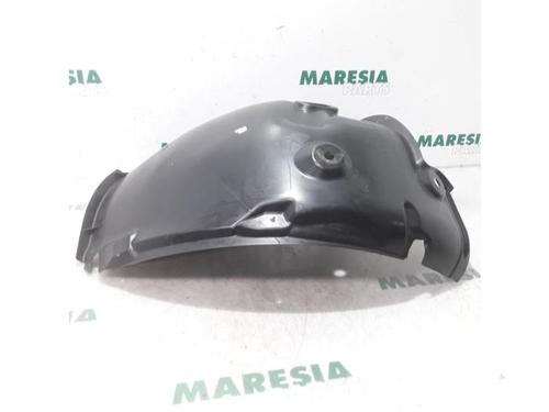 wheel-arch-renault-megane-iii-grandtour-kz01-2008-2009-2010-2011-2012-2013-2014-2015-2016-31493560 main image