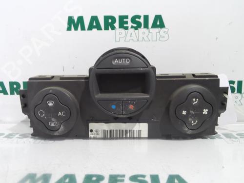 Used Climate control RENAULT MEGANE II Estate (KM0/1_) 1.9 dCi (KMRG, KM1G, KM0G, KM2C) (120 hp) 31429141
