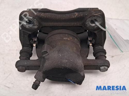 Right front brake caliper RENAULT CAPTUR I (J5_, H5_) 0.9 TCe 90 | BP31453736M104