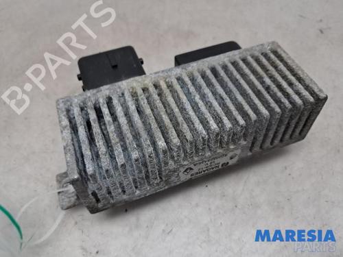 Used Electronic sensor Electronic sensor RENAULT MEGANE III Grandtour (KZ0/1) 1.5 dCi (KZ09, KZ0D, KZ1G, KZ29, KZ14, KZ1W, KZ10, KZ1F,... (110 hp) 39896618 39896618