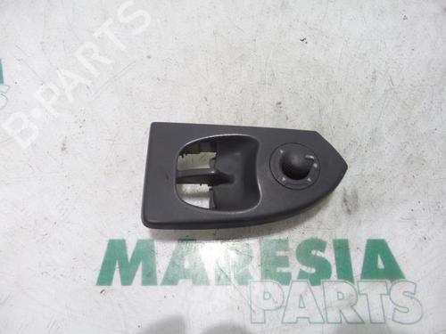 Used Mirror switch FIAT DUCATO Van (244_) 2.8 JTD (128 hp) 31489105