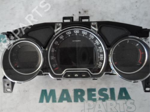 Used Instrument cluster CITROËN C5 III Break (RW_) 2.0 HDi 165 (163 hp) 31401247