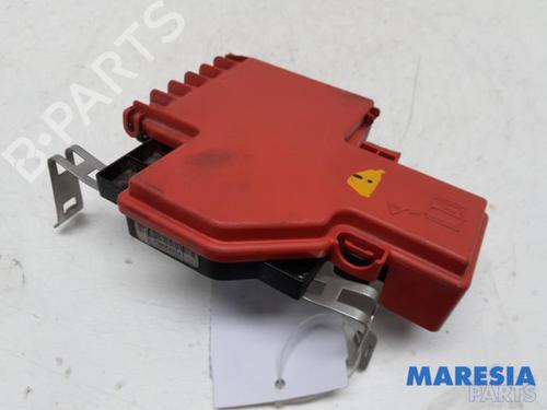 Fuse box RENAULT ZOE Hatchback Van (BFM_) Electric (BFME) | BP31474999E1