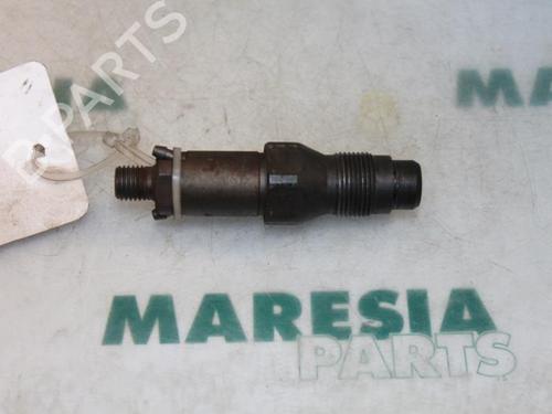 Used Injector PEUGEOT 206 Hatchback (2A/C) 1.9 D (69 hp) 31526925
