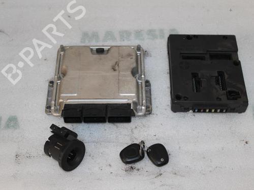 Used Engine control unit (ECU) RENAULT MEGANE I Classic (LA0/1_) 1.9 dCi (LA05, LA1F) (102 hp) 31531542
