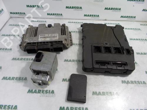 Used Engine control unit (ECU) RENAULT GRAND SCÉNIC II (JM0/1_) 1.9 dCi (JM0G, JM12, JM1G, JM2C) (120 hp) 31509774