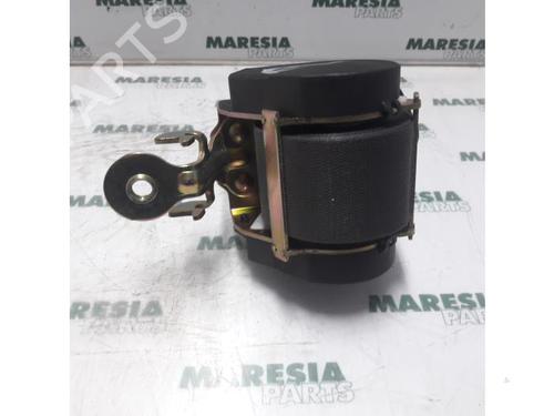 Used Front right seatbelt RENAULT SCÉNIC II (JM0/1_) 1.9 dCi (JM0G, JM12, JM1G, JM2C) (120 hp) 31492891
