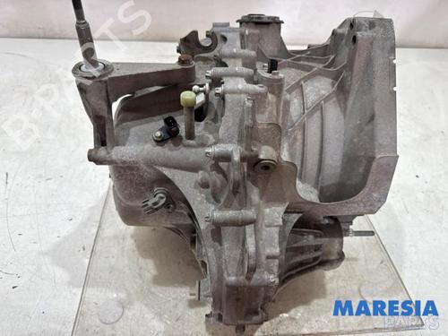 Gearbox RENAULT TWINGO III (BCM_, BCA_) 1.0 SCe 70 (BCMB) | BP38285025M3 - Image 4